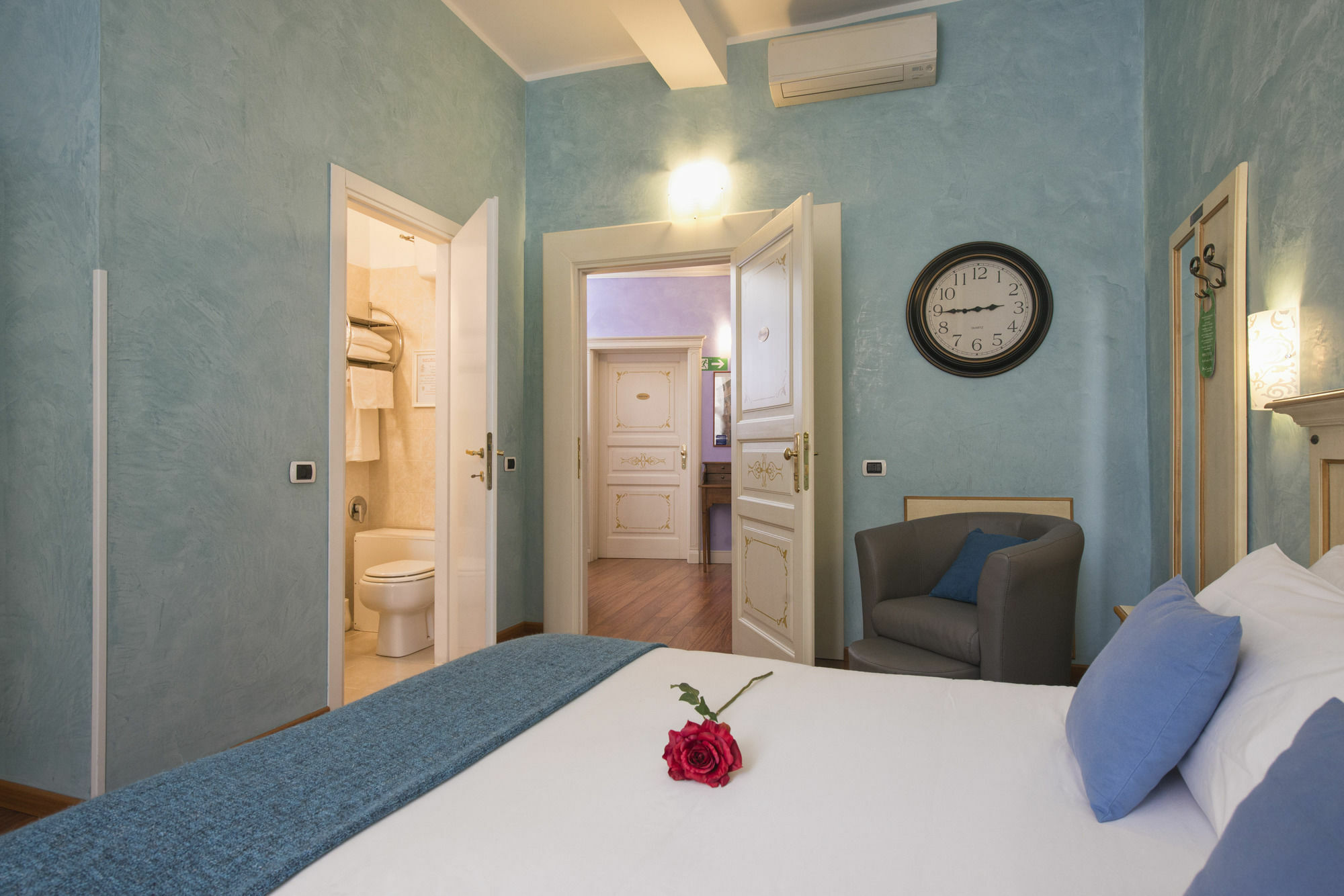 Pensionat Navona Tower Relais 2*